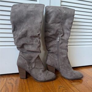 Elegant Taupe Suede Heeled Boots